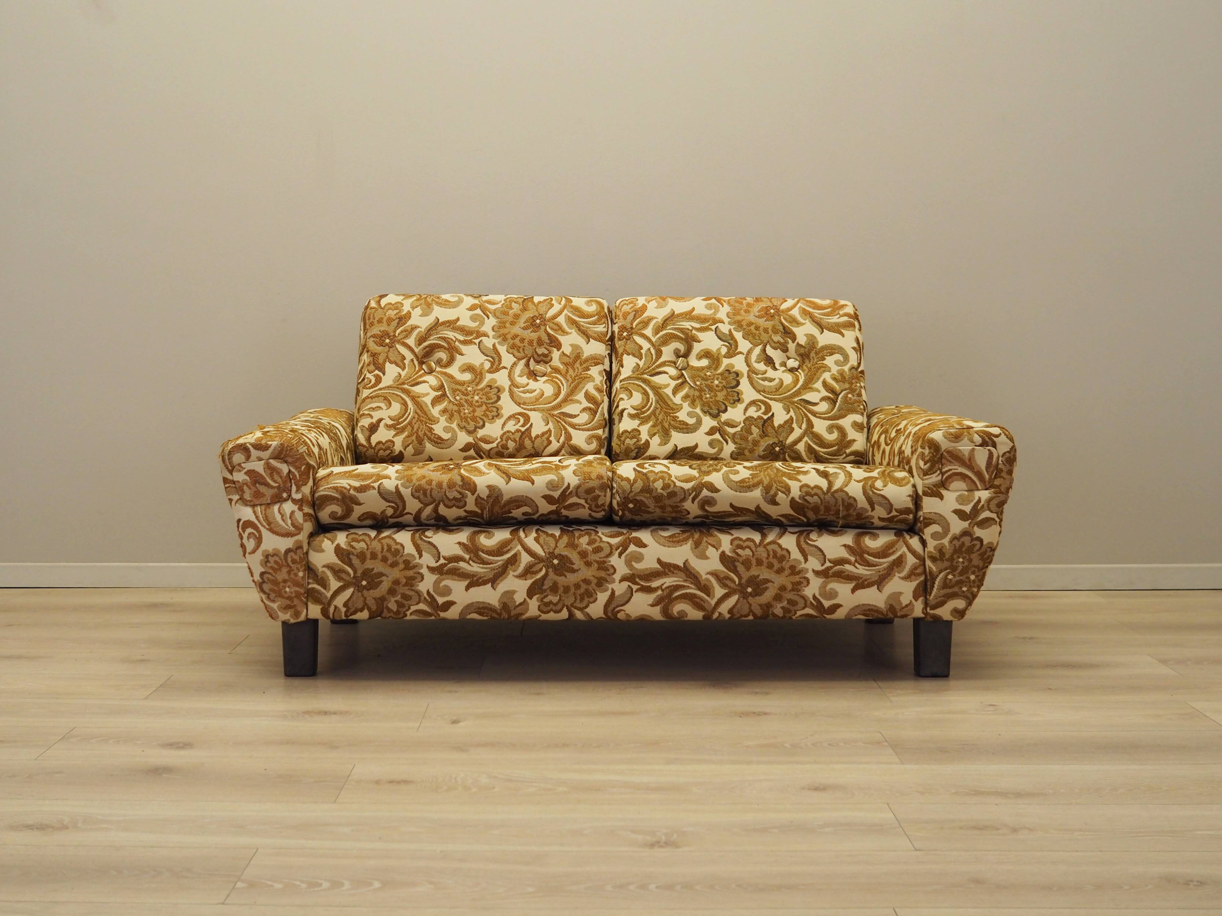 Canapé deux places, design danois, années 1960, production : Danemark