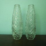 Appliques anciennes en laiton et verre moulé ondulé et pointes de diamant