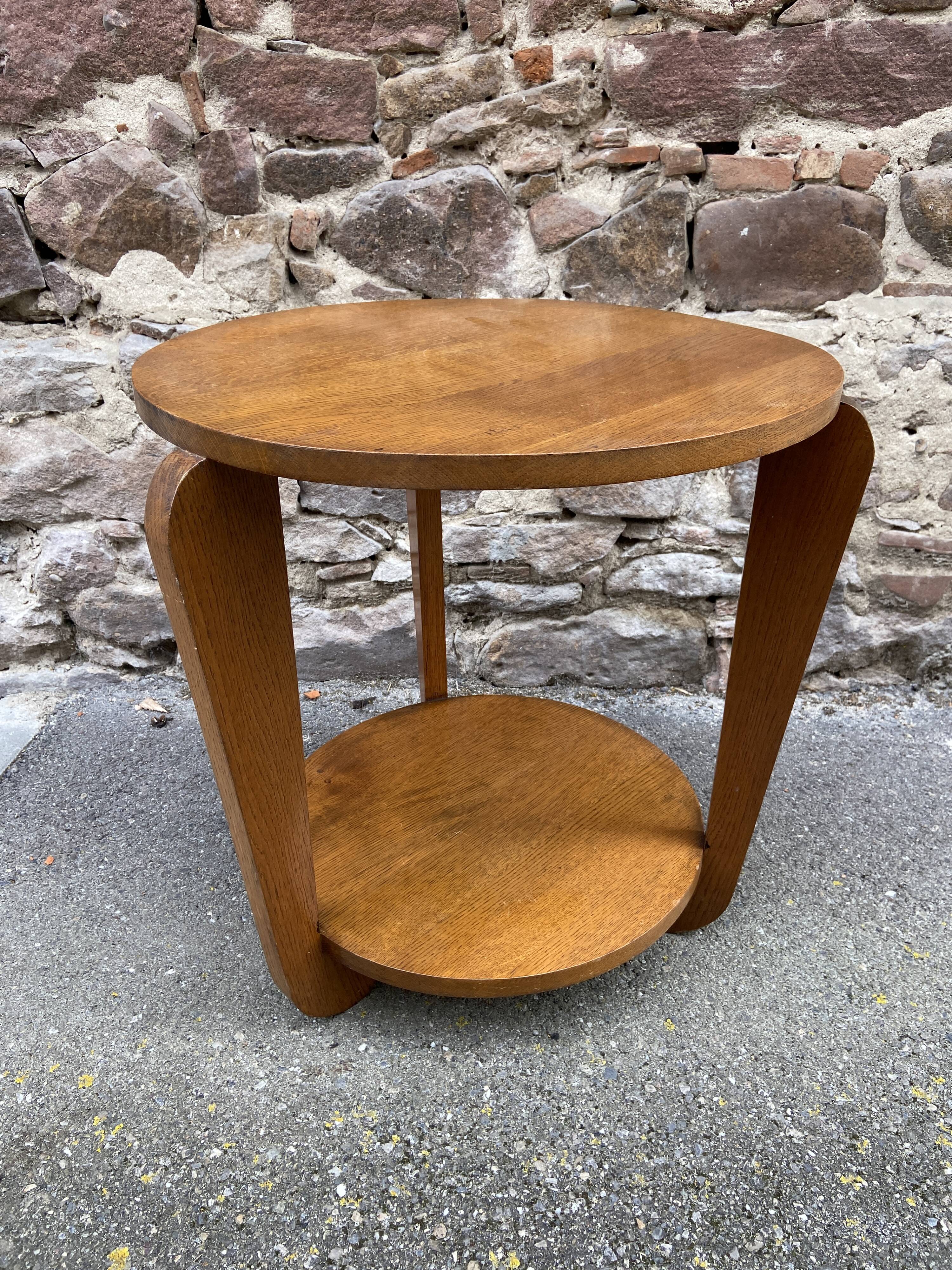 Art Deco pedestal table, 1940s design, in oak