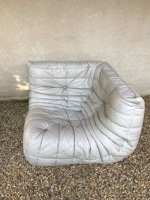 Togo sofa by Michel Ducaroy for Ligne Roset