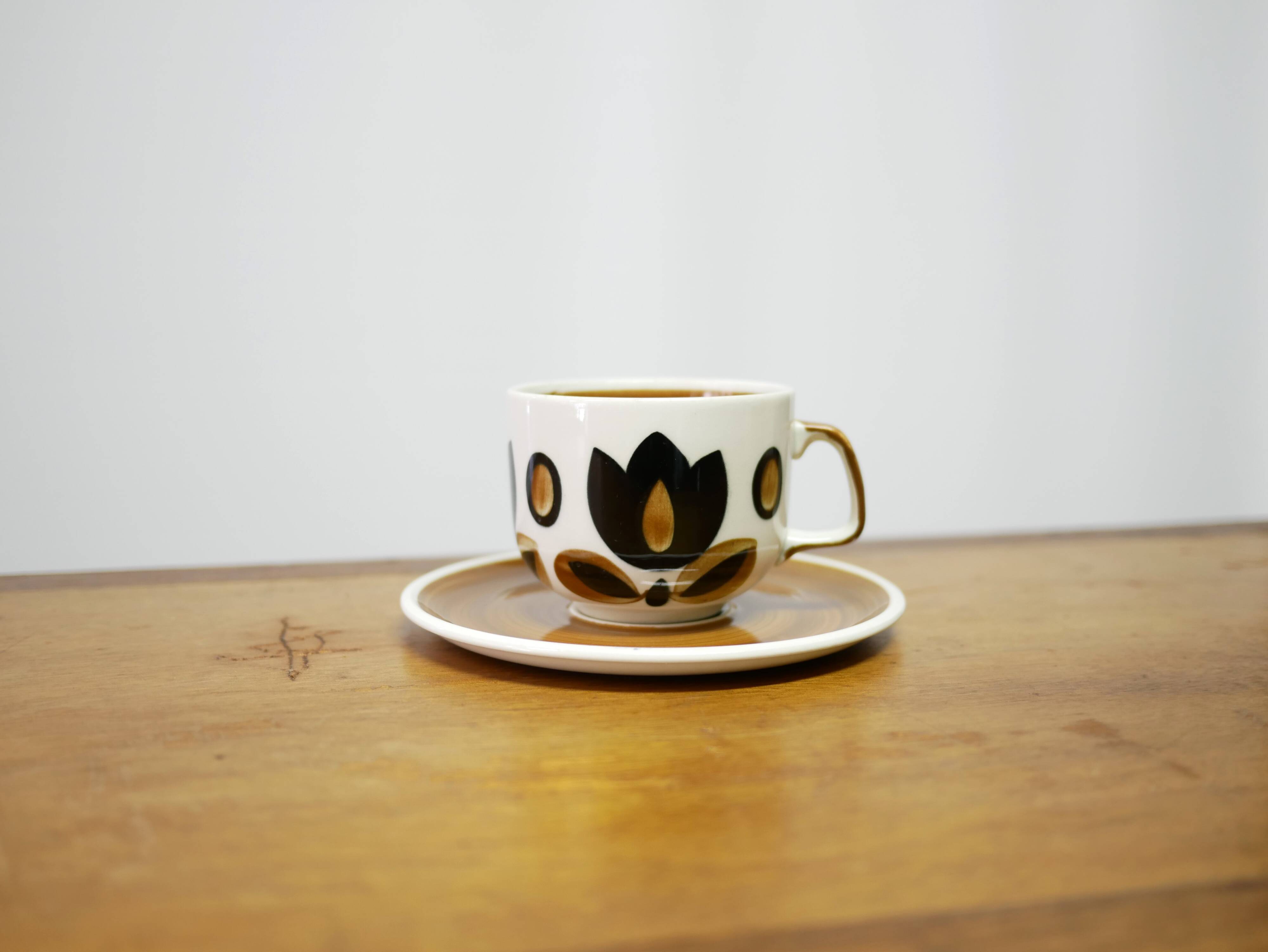 Vintage cup and saucer published by Boch La Louvière