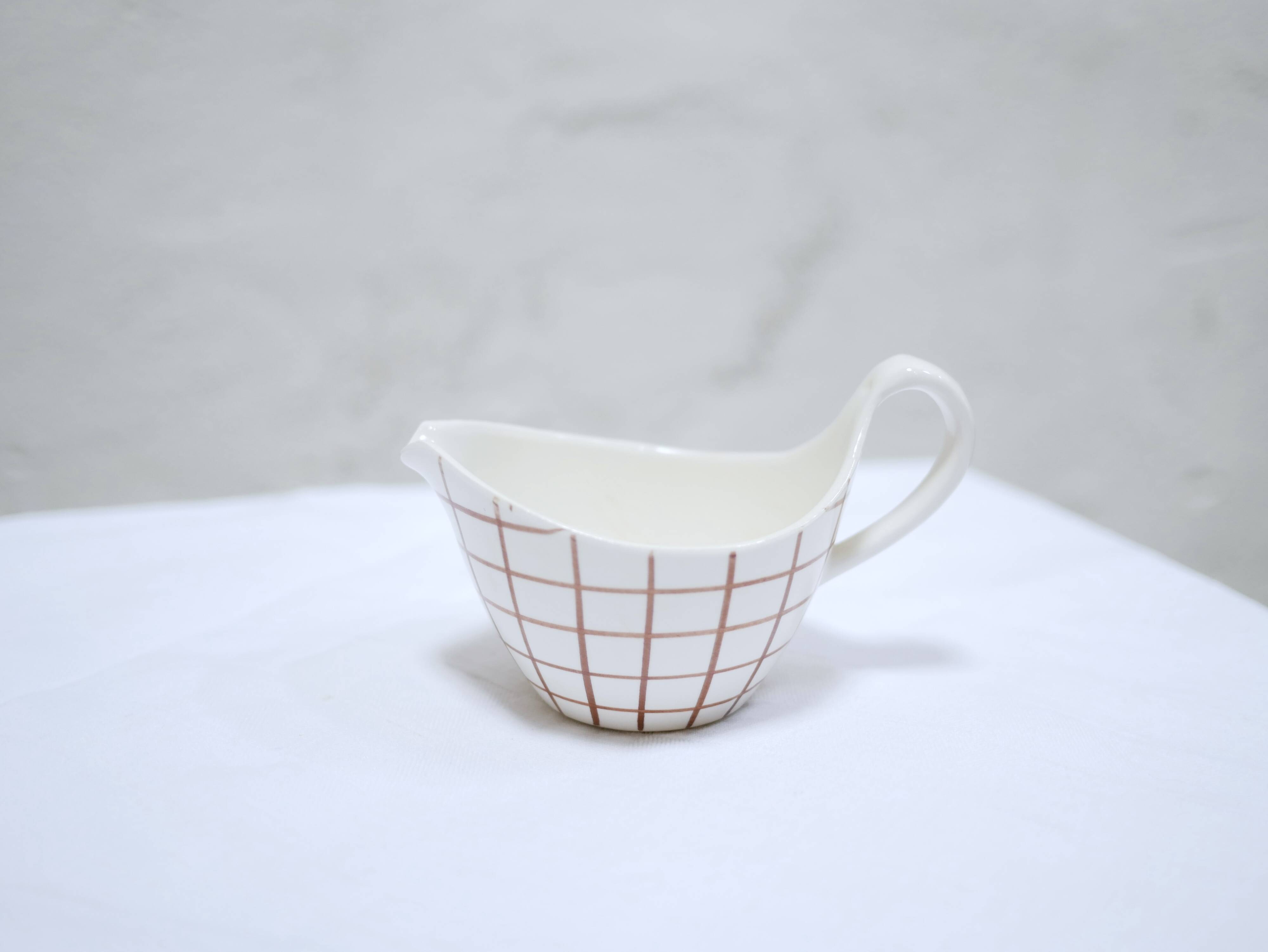 Saucière vintage ceramic pot by the Longchamp manufacture, France