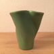 Vase Elchinger trilobed ceramic two-tone green black 60s