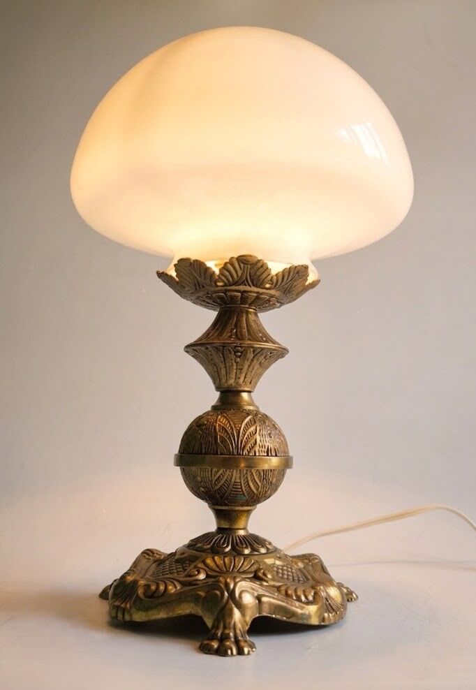 French Neorenaissance lamp
