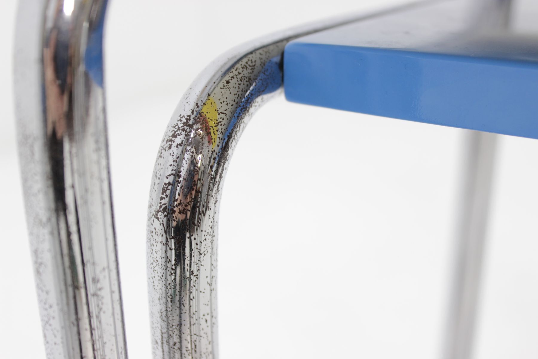 Pull-out tables B9 Bauhaus by Marcel Breuer 1930