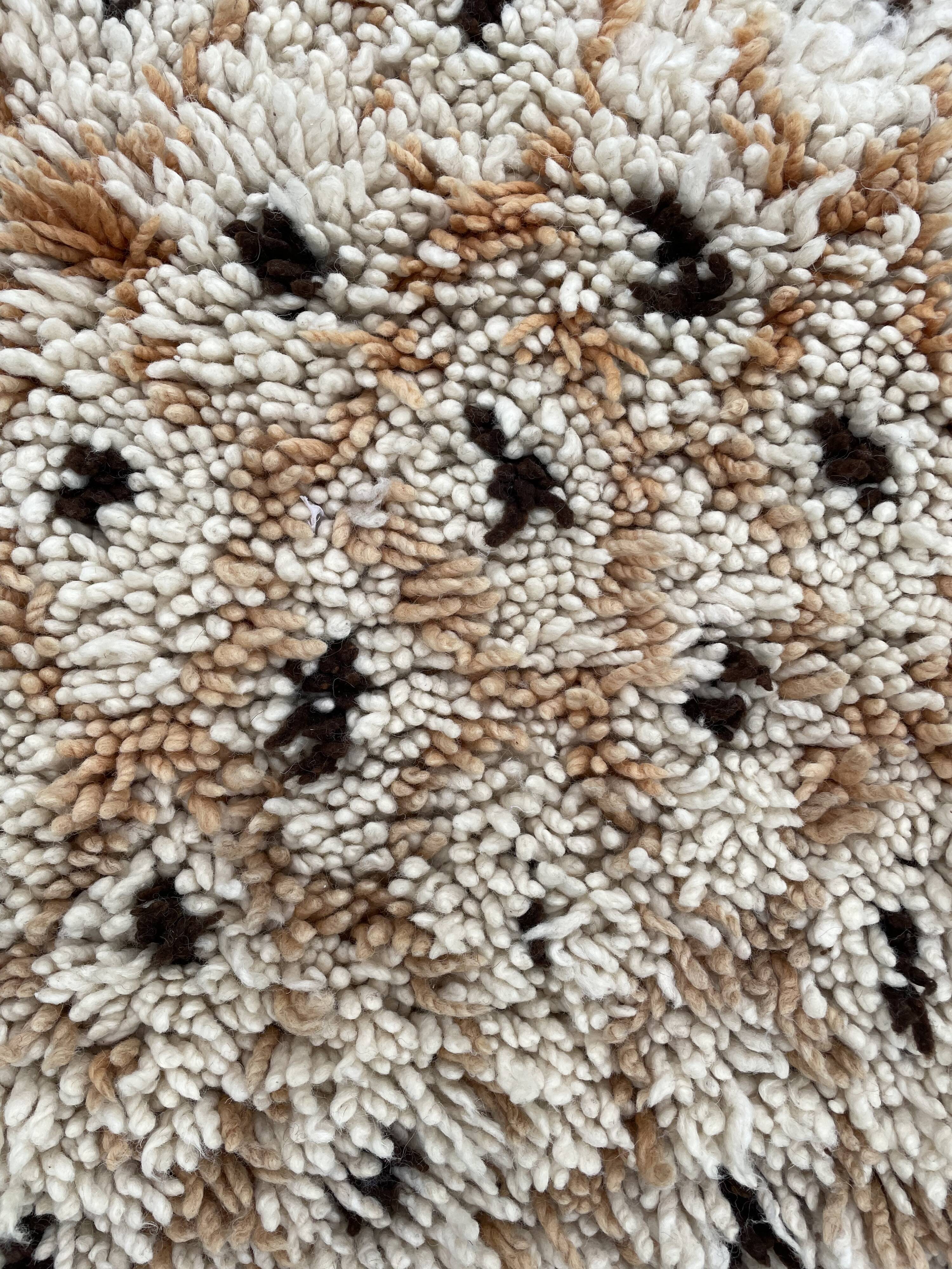 Carpet berbere beni ouarain old 105x175 cm