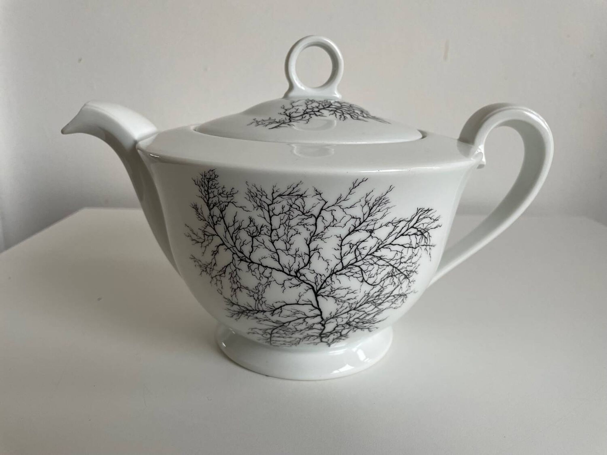 Françoise Adnet Teapot – Limoges Porcelain – A. Giraud & Brousseau –