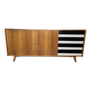 Buffet de jiri Jiroutek