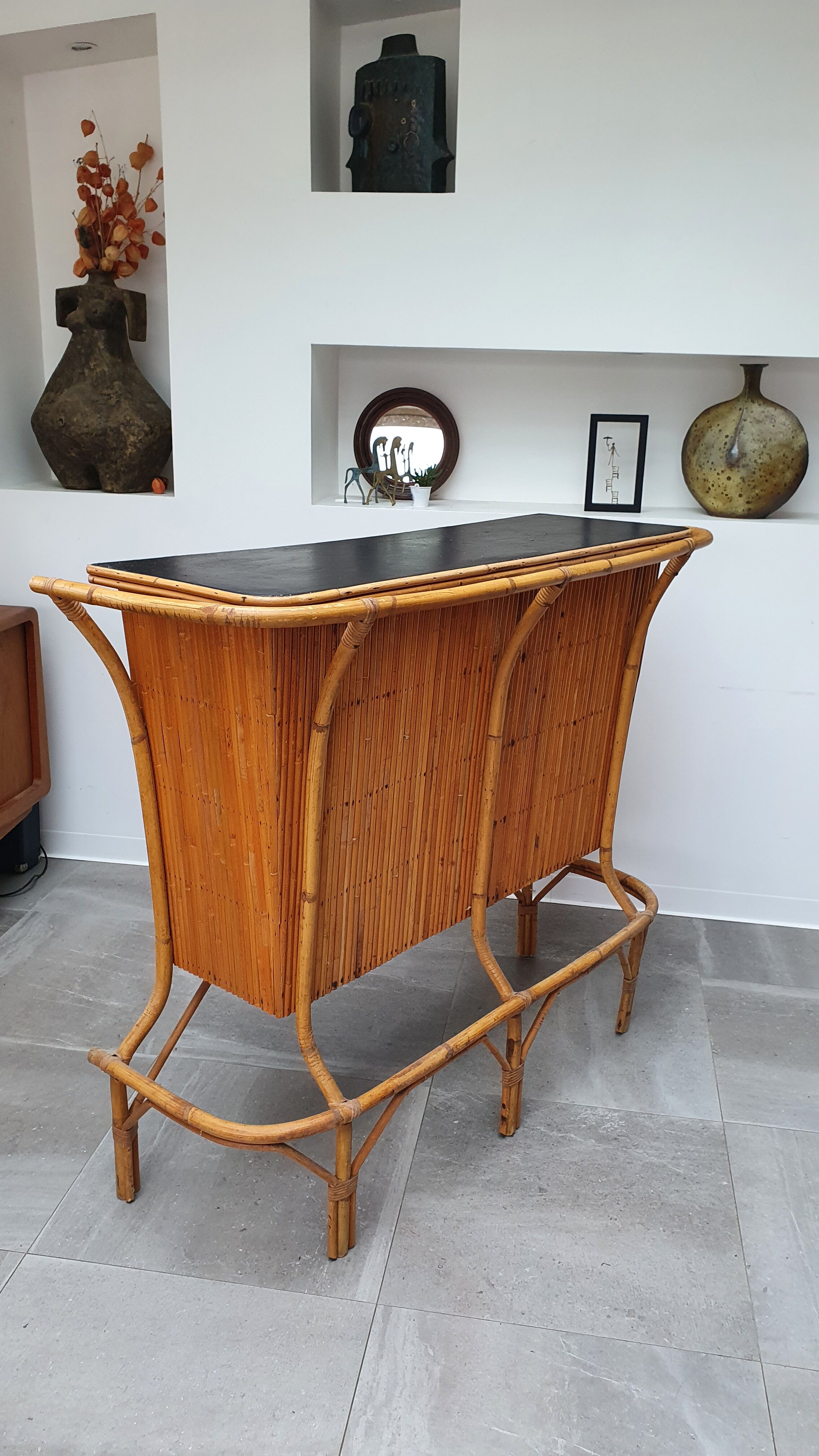 Rattan bar tiki bar from the 60s
