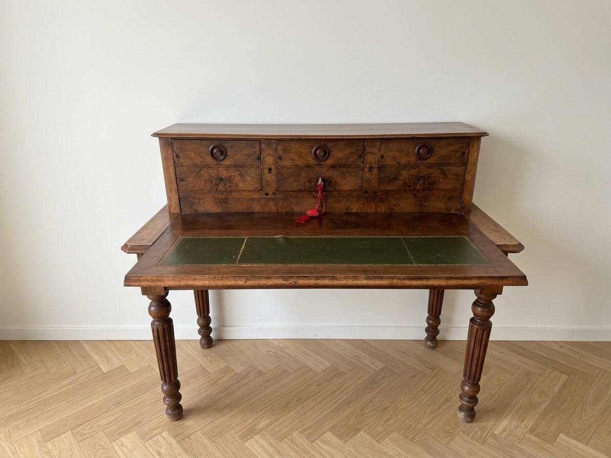Louis Philippe graduated desk in walnut