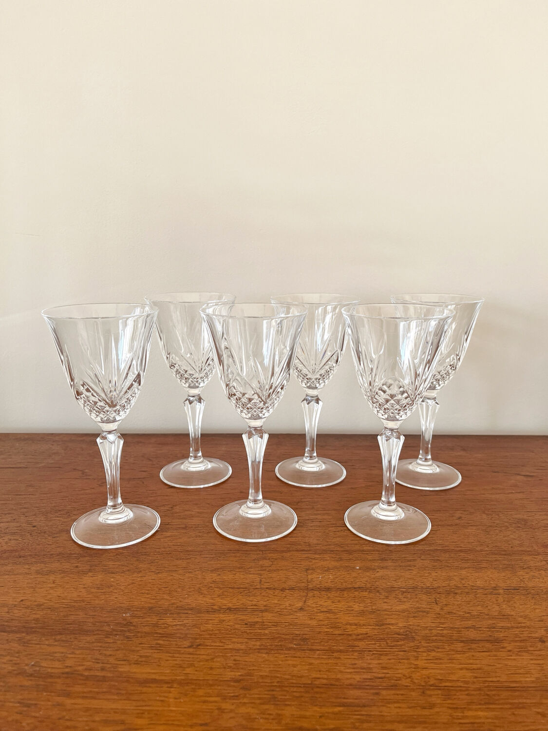 6 vintage Cristal d'Arques "Masquerade" wine glasses
