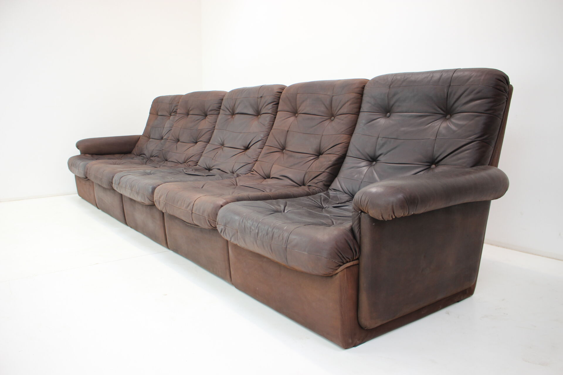 1980s leather modular five seater sofa