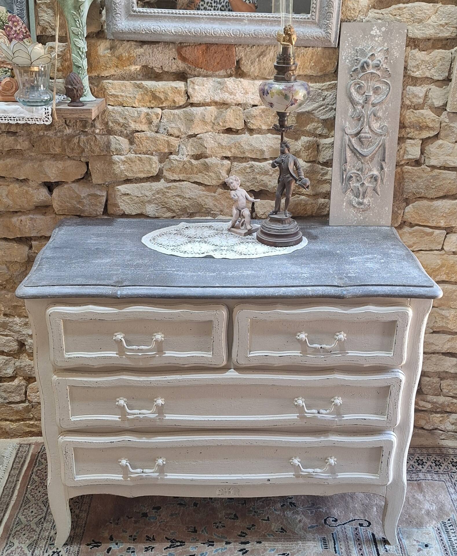 Commode