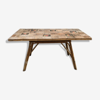 Table en bambou et rotin