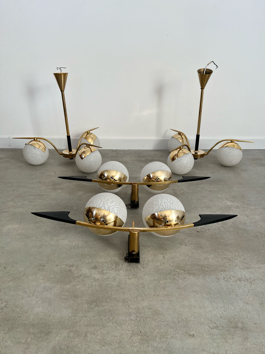 Lot light fixtures and chandeliers design Arlus 50s brass and opaline vintage