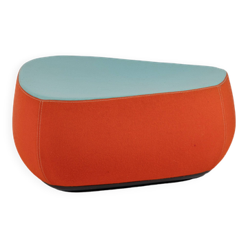 Medium pouf/footrest Fjord in red and turquoise by Patricia Urquiola for Moroso.