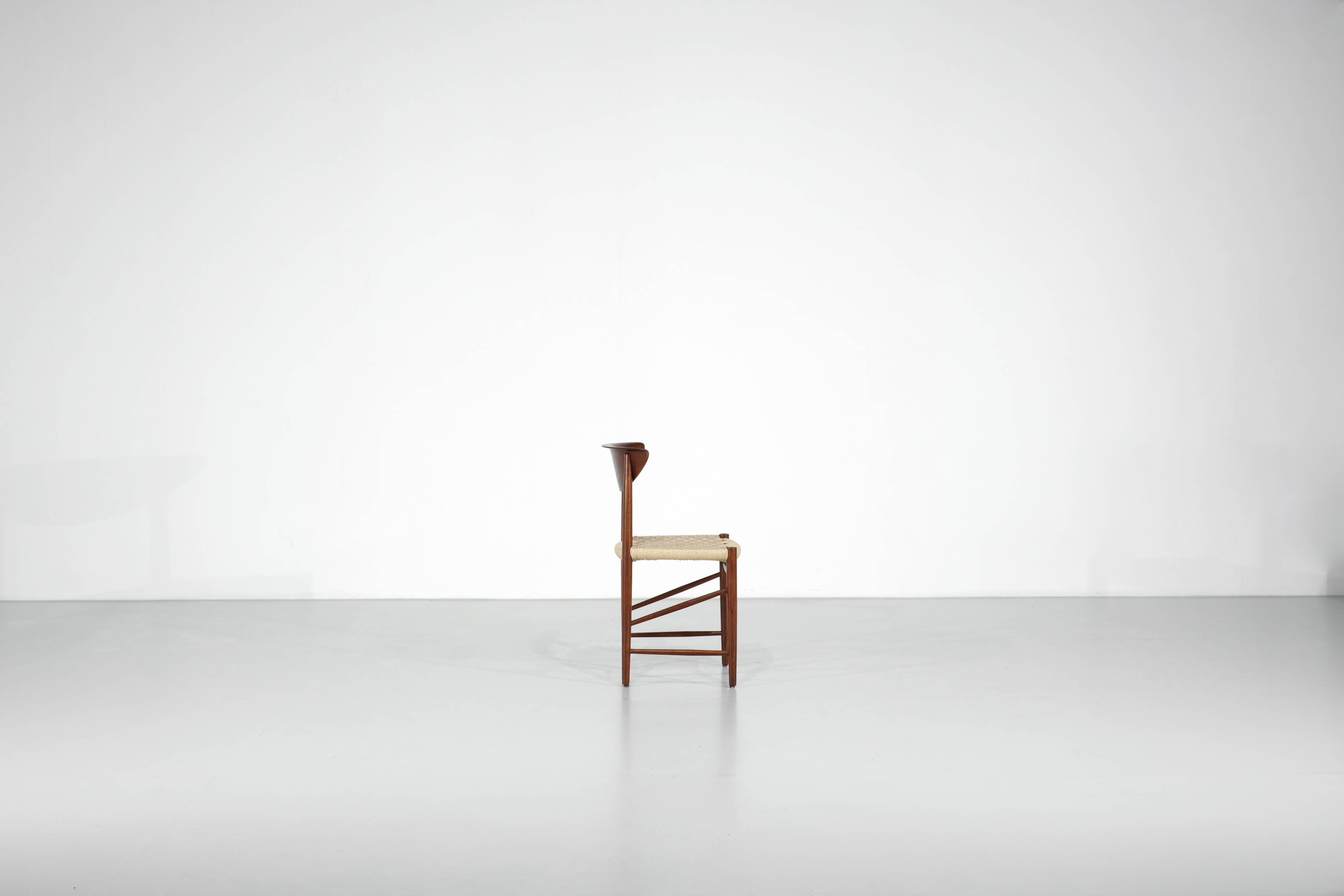 “316” chair by Peter Hvidt & Mölgaard Nielsen for Søborg Møbelfabrik.