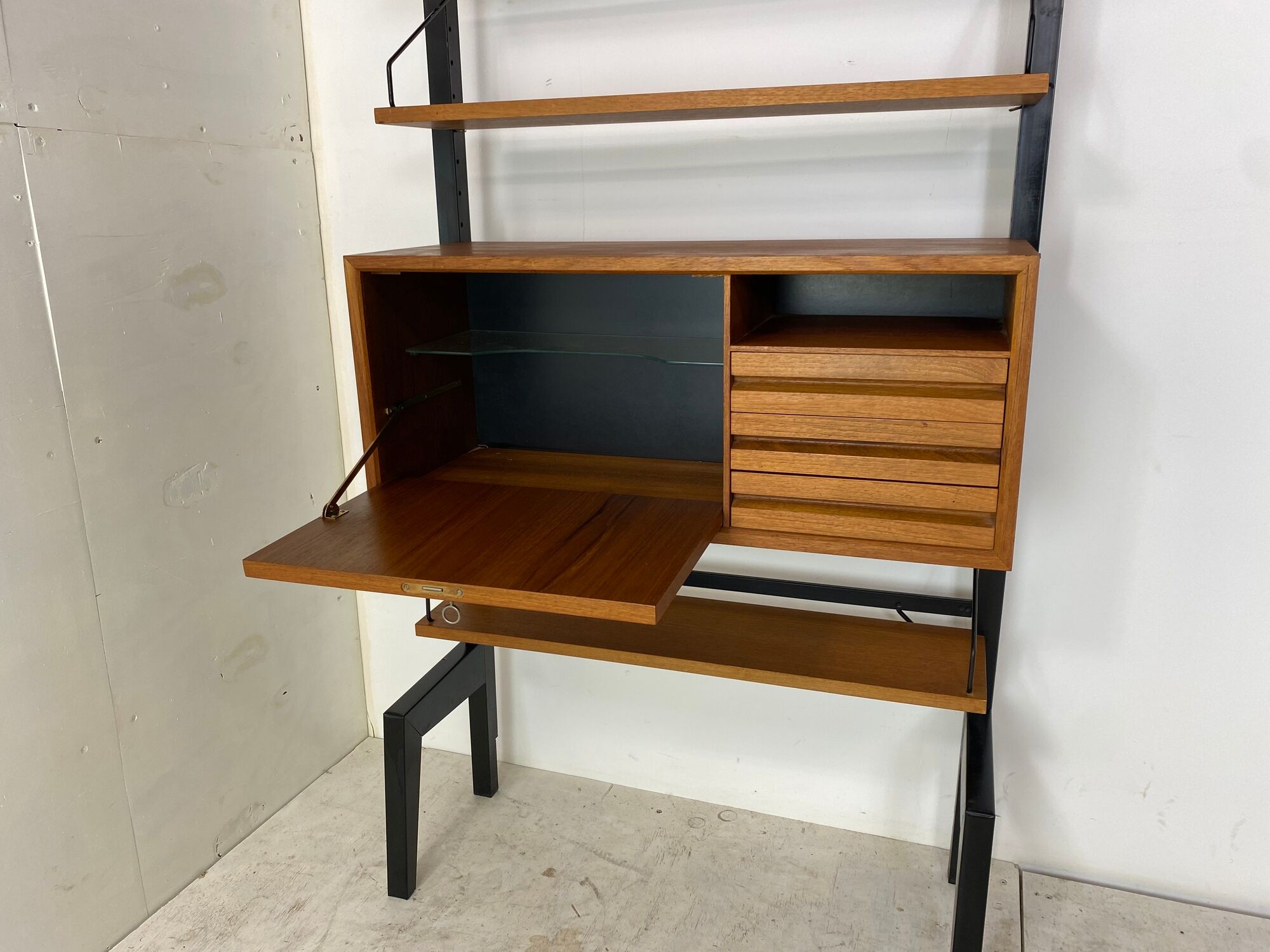 Scandinavian modular wall unit by poul cadovius for cado, 1960s