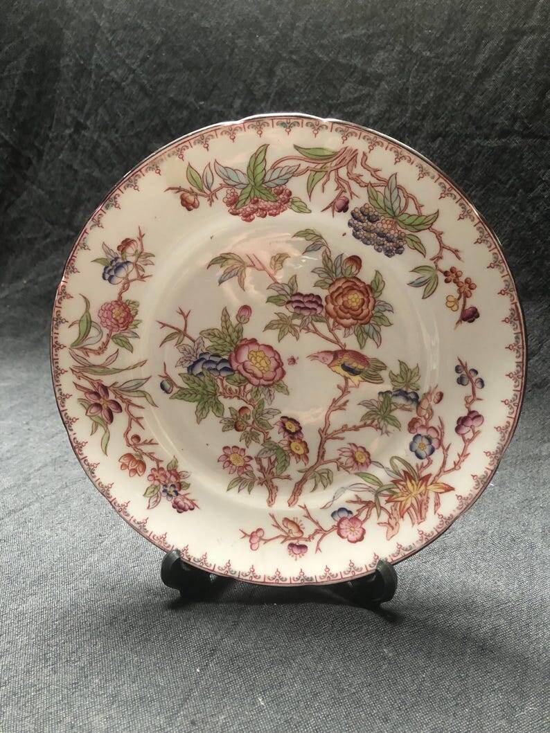 Sarreguemines Dessert Plates: Hand-Painted Chinoiserie Decor, 19th Century