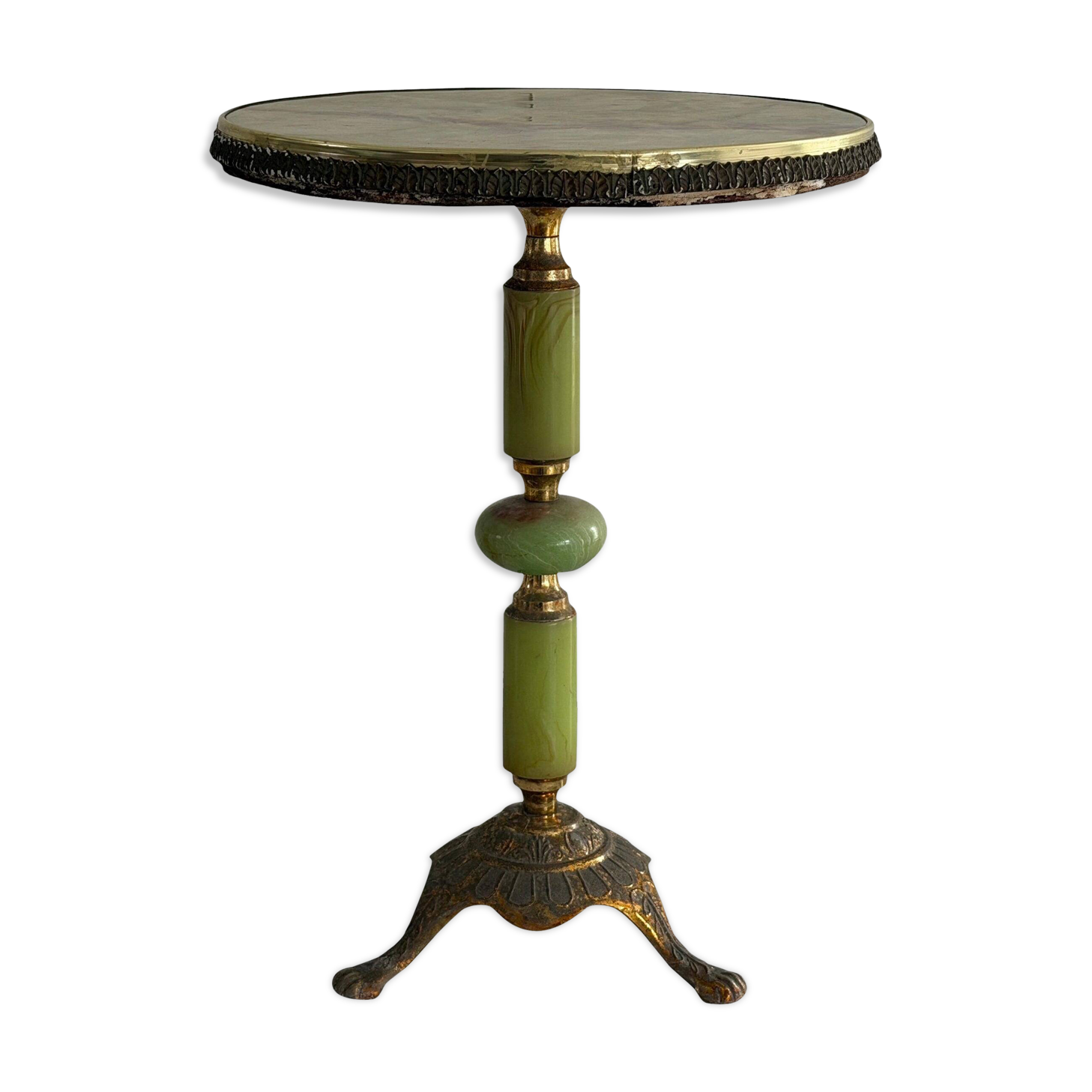 Mid-century side table in green marble with a brass base, 1960s, Italy.