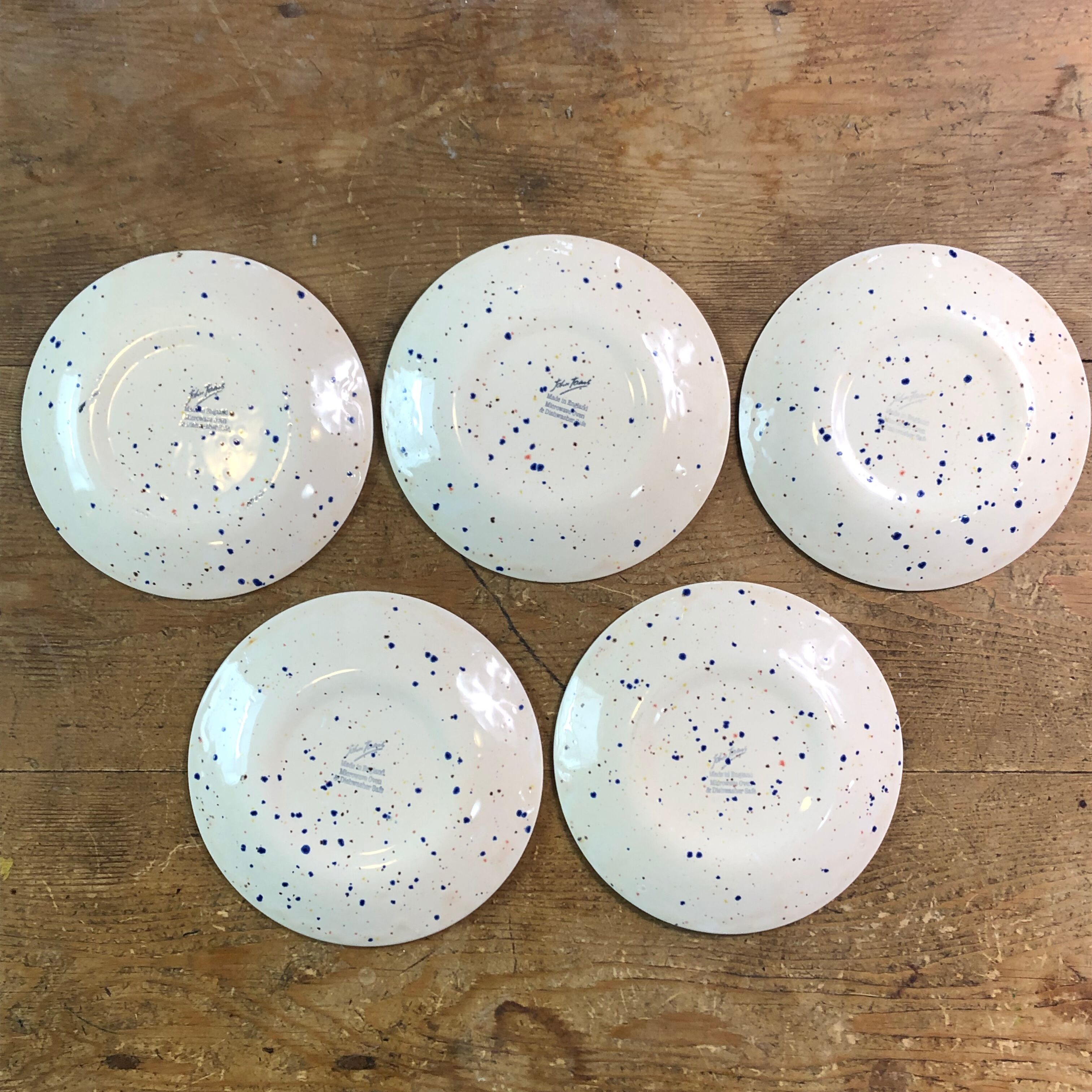5 plates in English earthenware John Tams