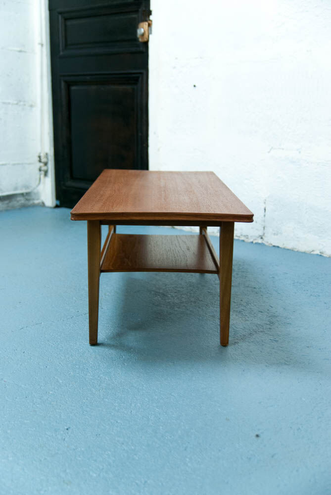 Table low Scandinavian 92cm