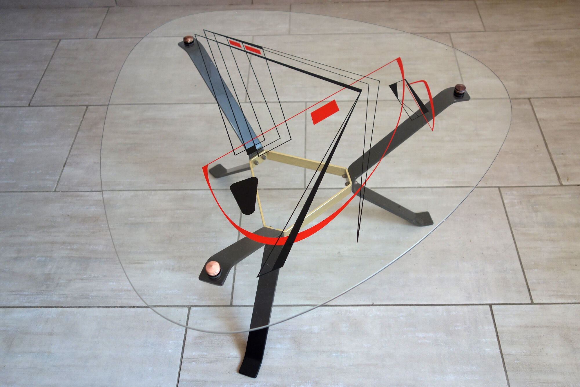 Vintage coffee table geometric decorations