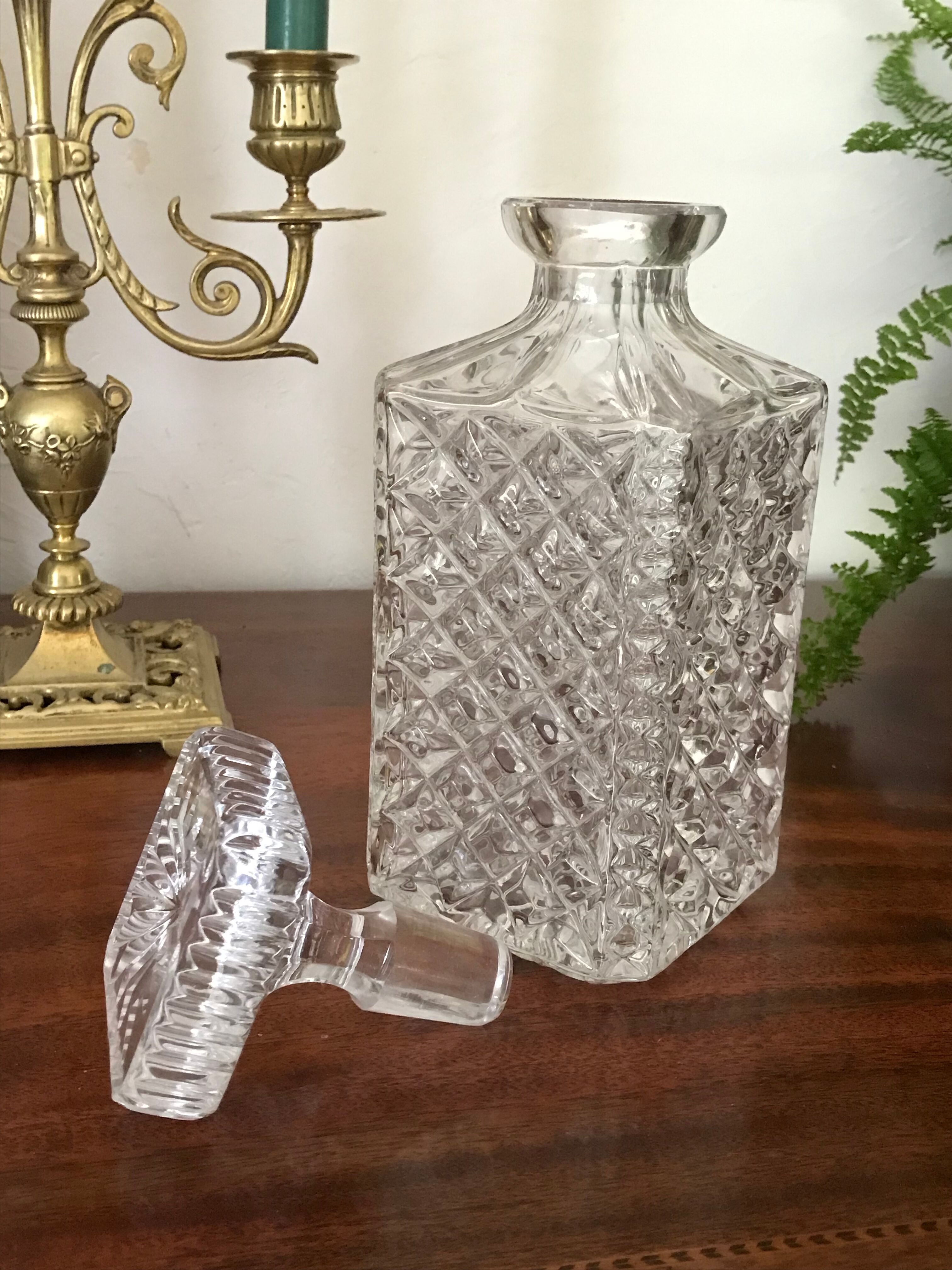 Crystal whisky decanter