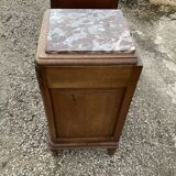 2 bedside tables.