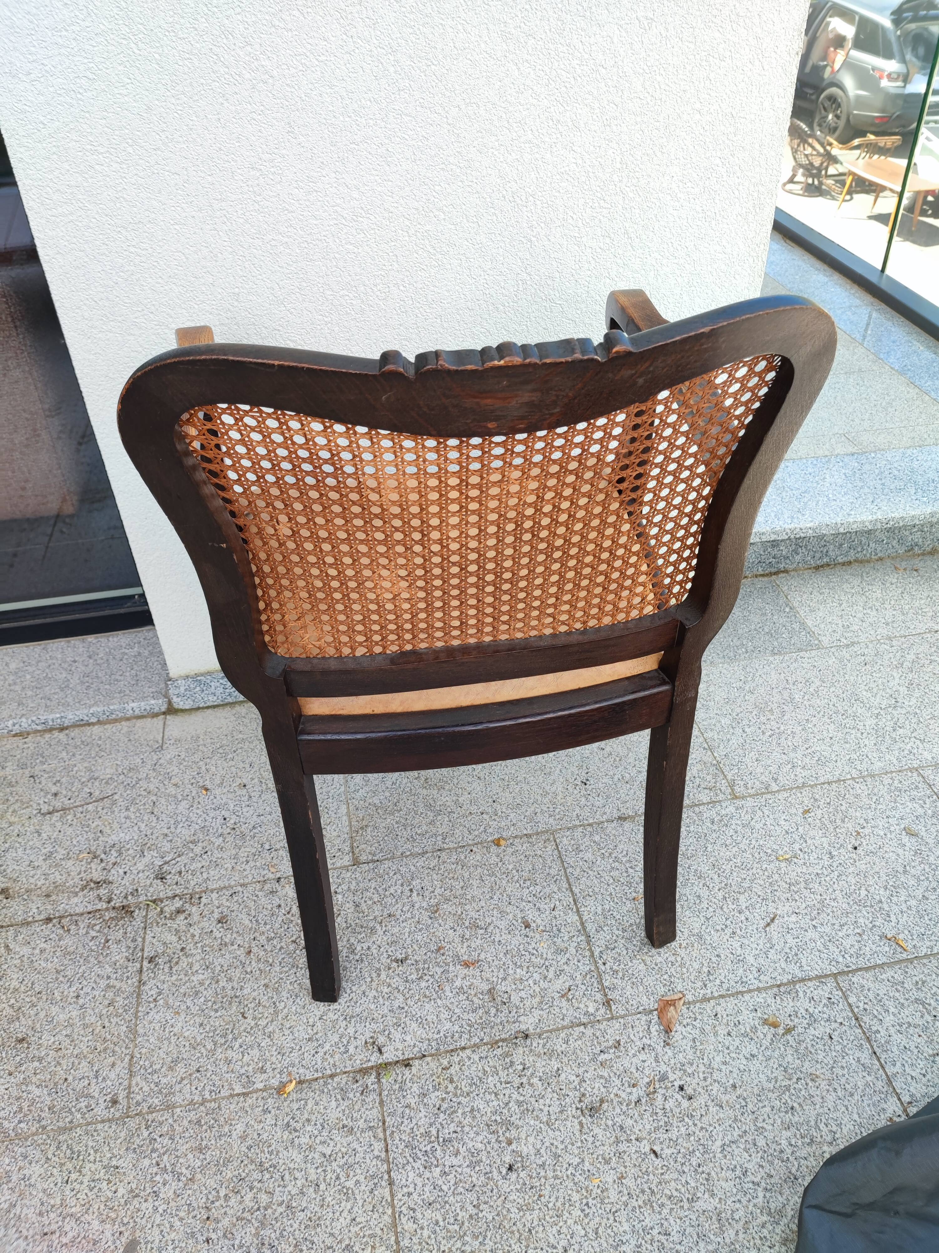 Ribbed leather office chair