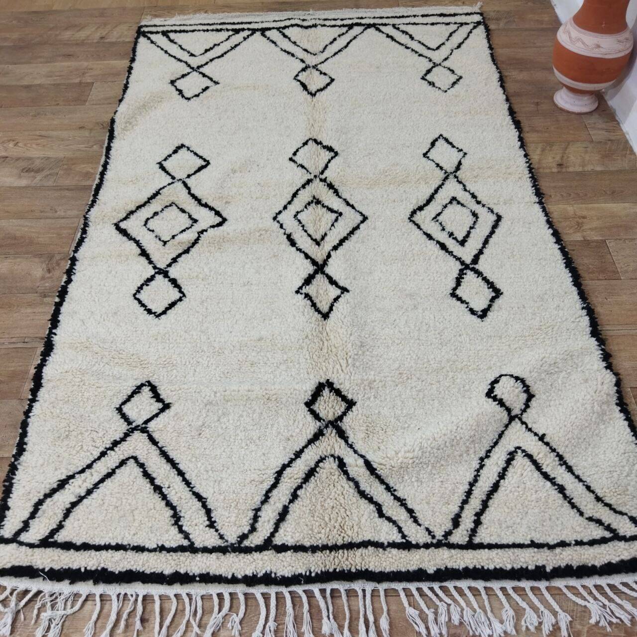 Handmade Moroccan Berber Rug 250 X 150 CM