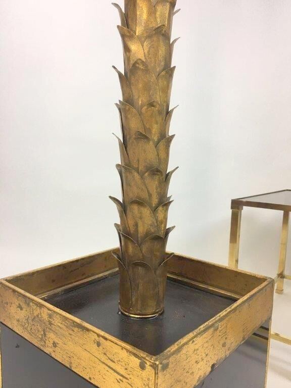 Floor lamp in the shape of a golden metal palm tree of 181 cm