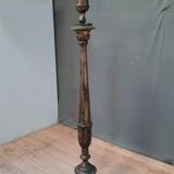 Metal sit pick mounted in lamppost