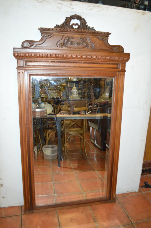 Miroir style louis xvi en noyer - 162x90cm