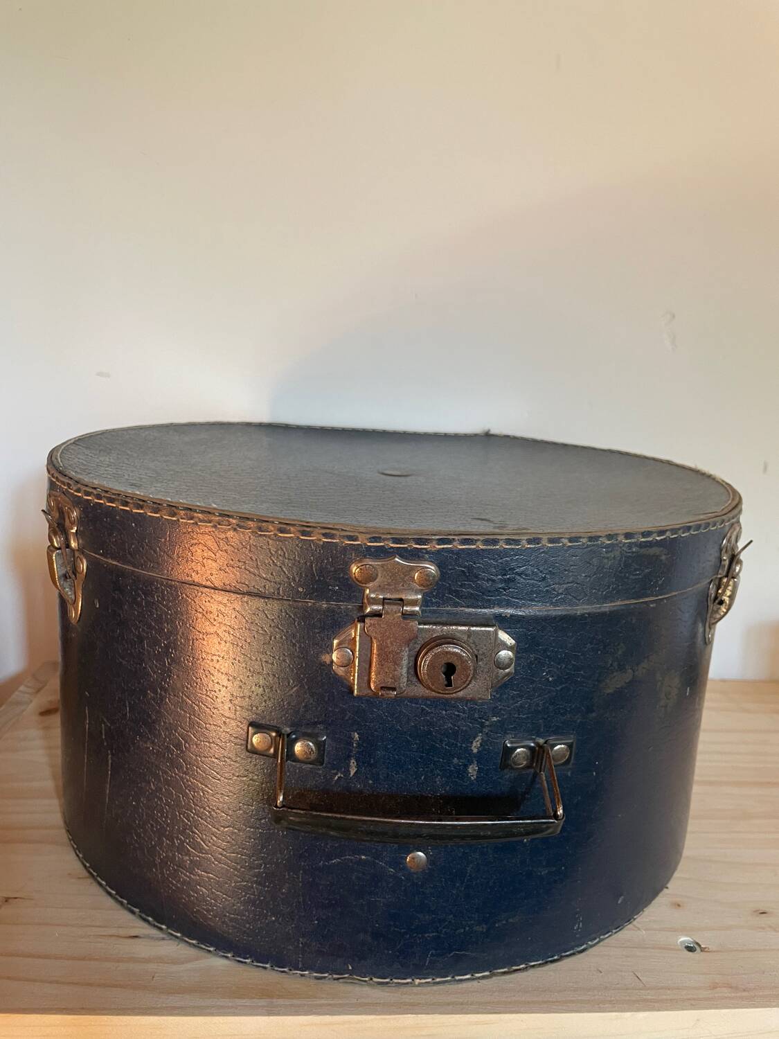 Vintage hat box
