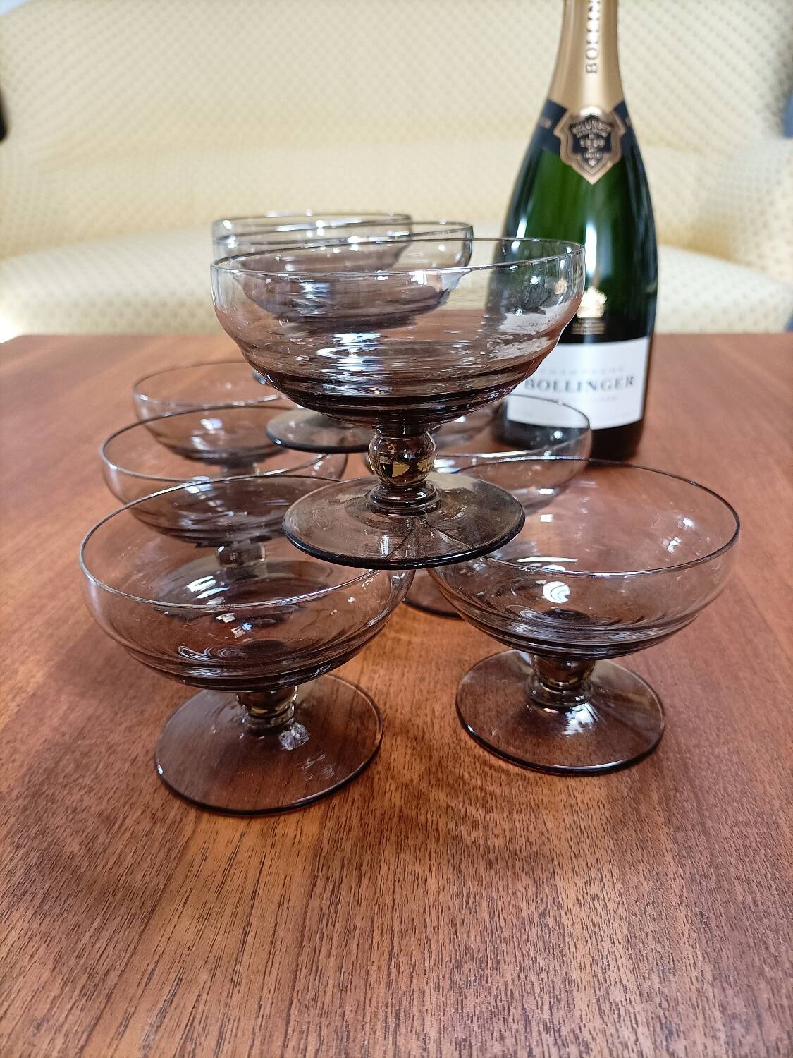 Set of 9 smoked glass champagne glasses