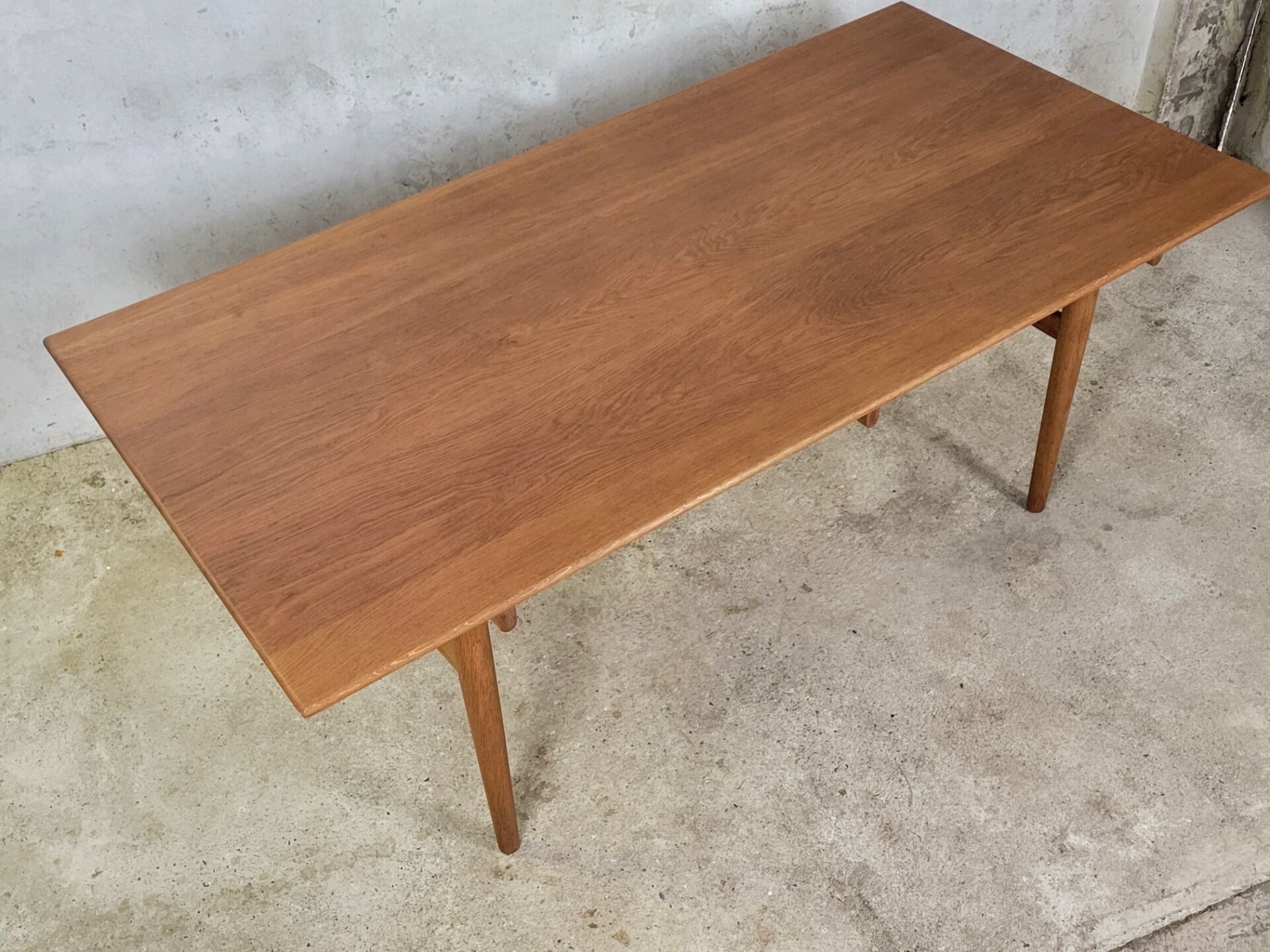 Hans J. Wegner AT327 dining table for Andreas Tuck, Denmark 1965