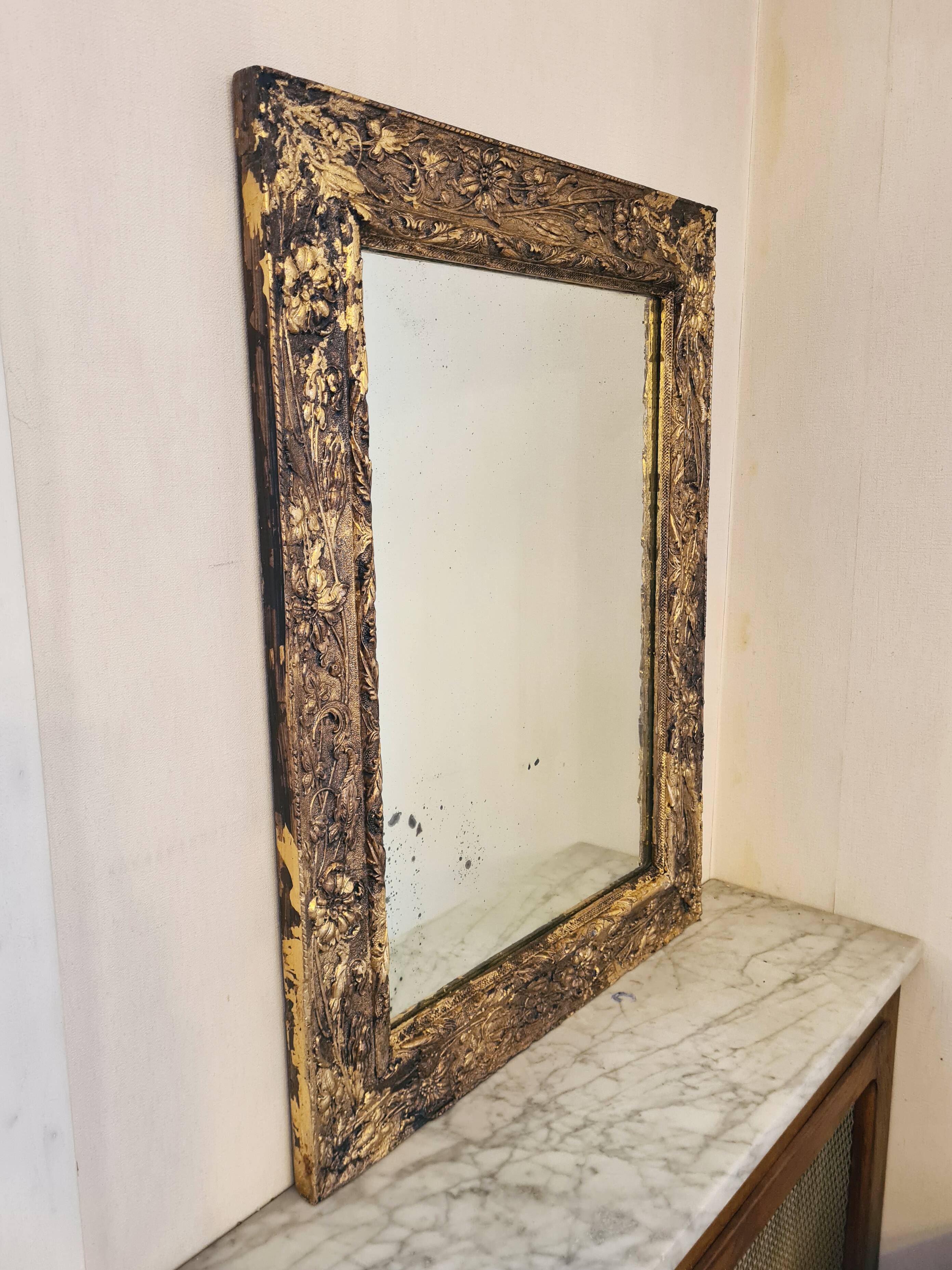 Miroir “Clotilde” – décor floral doré