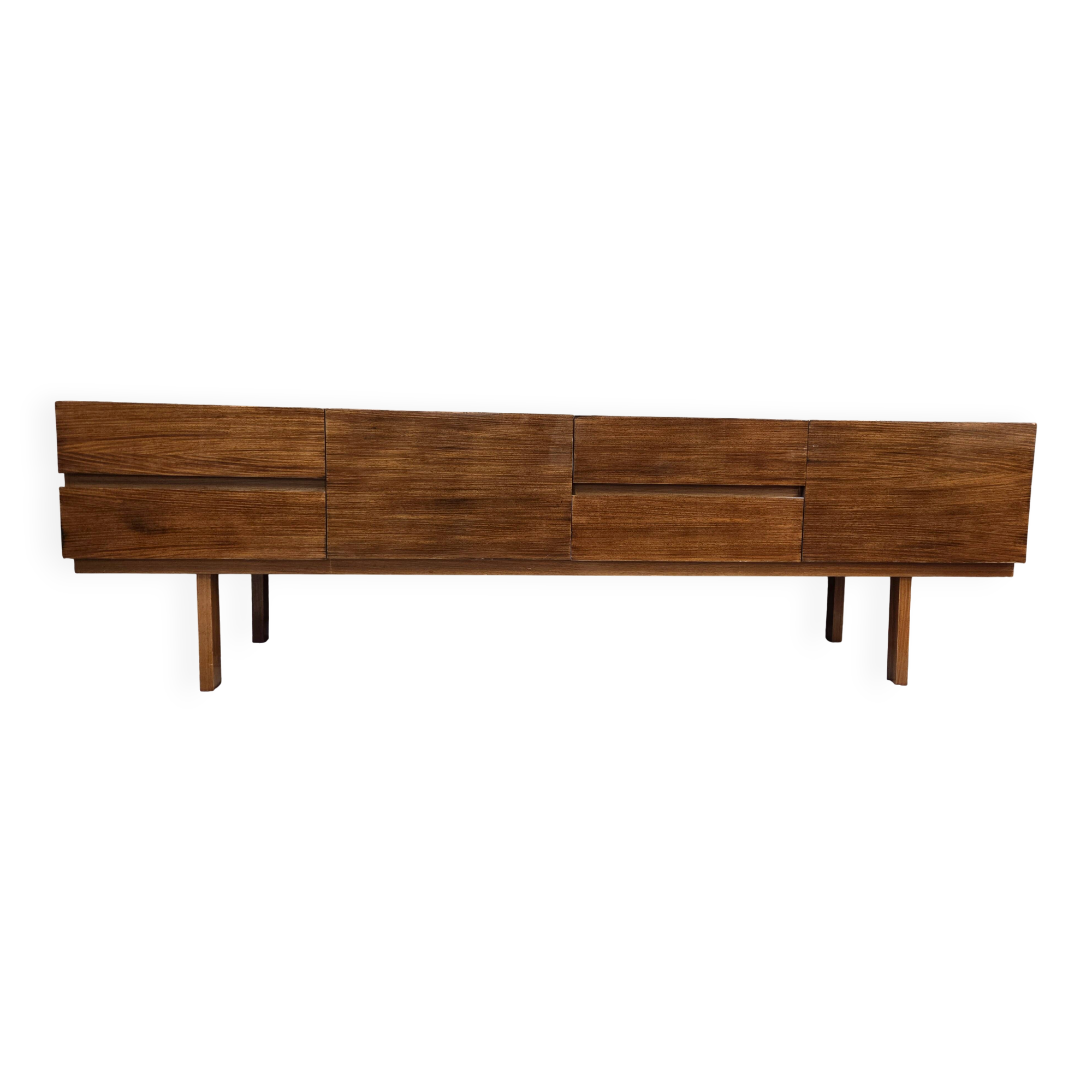Vintage Scandinavian lowboard in teak – Minimalist sideboard from the 60s/70s.