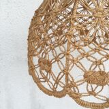 Suspension in macramé rope