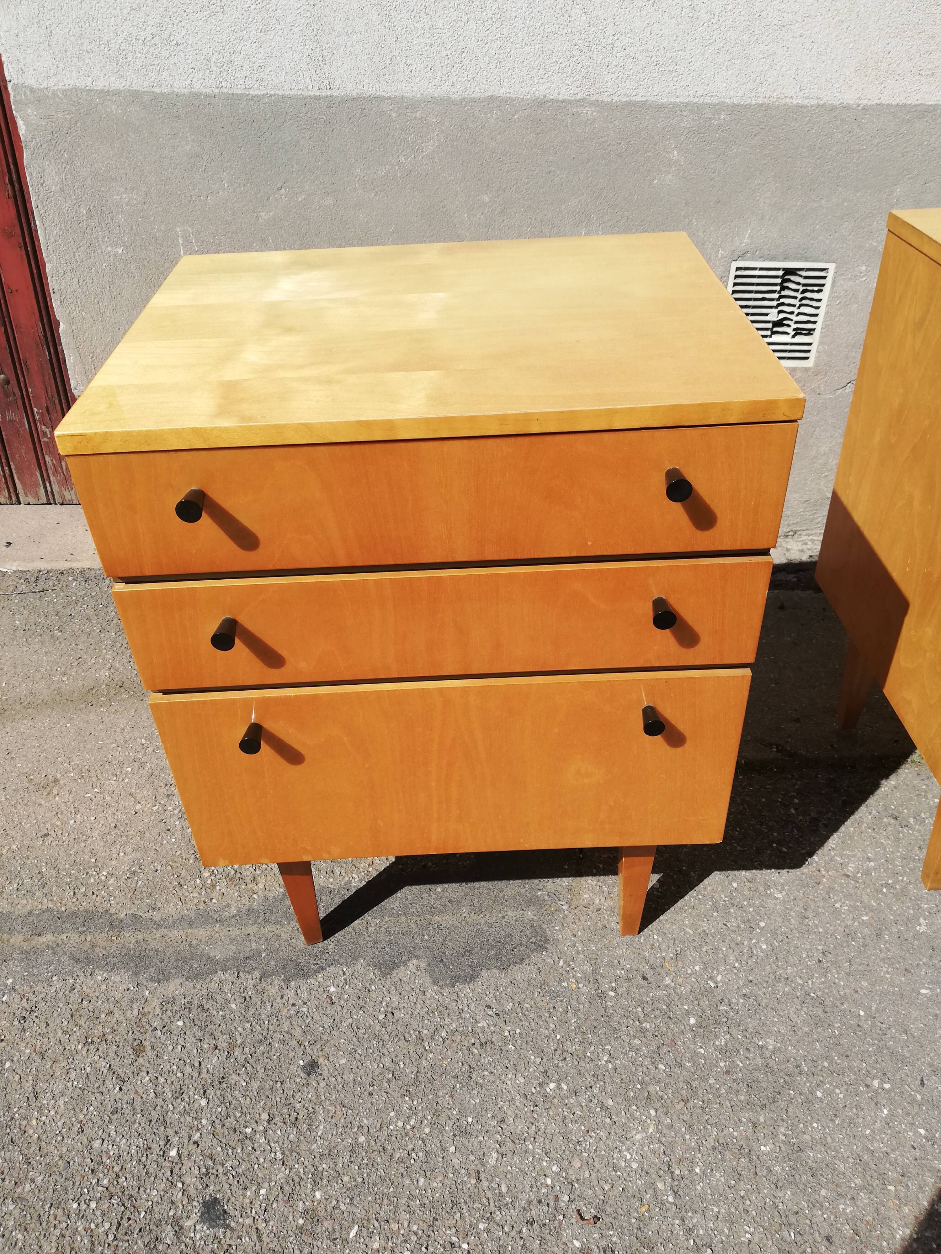 Paire de chevets vintage bois clair