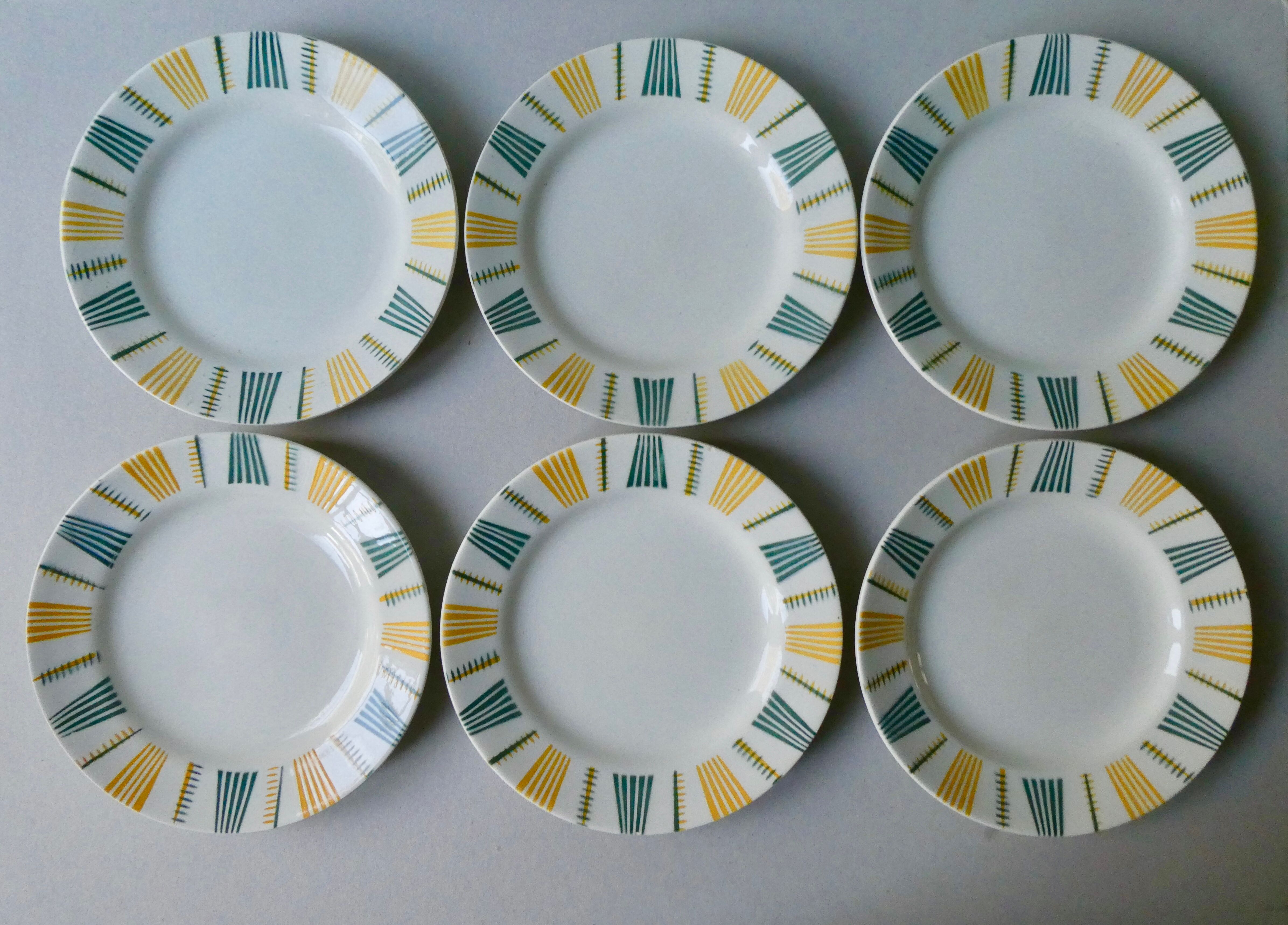 6 plates in Earthenware Digoin Sarreguemines, model Brigitte