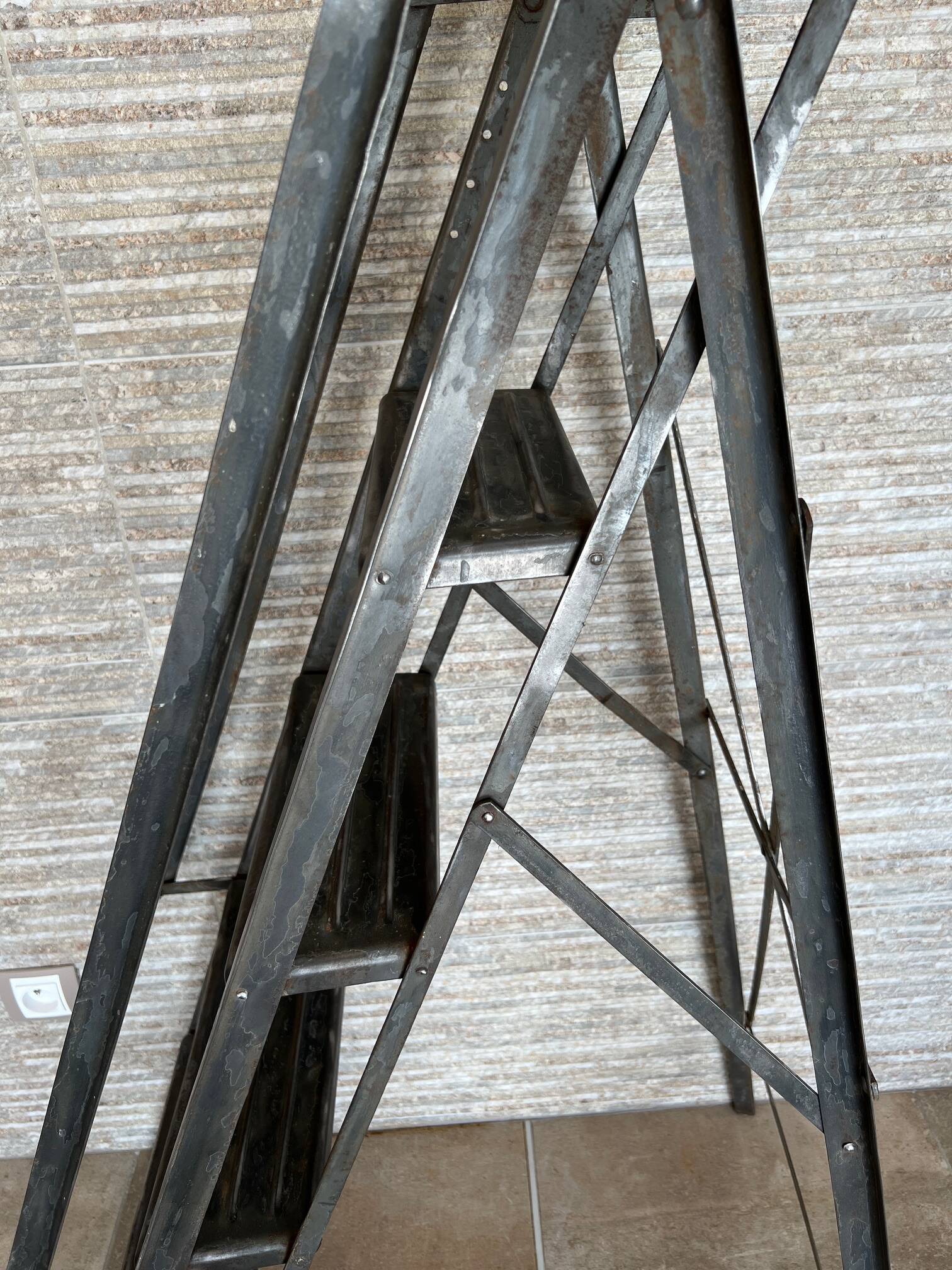Manufrance 1930 industrial metal stepladder