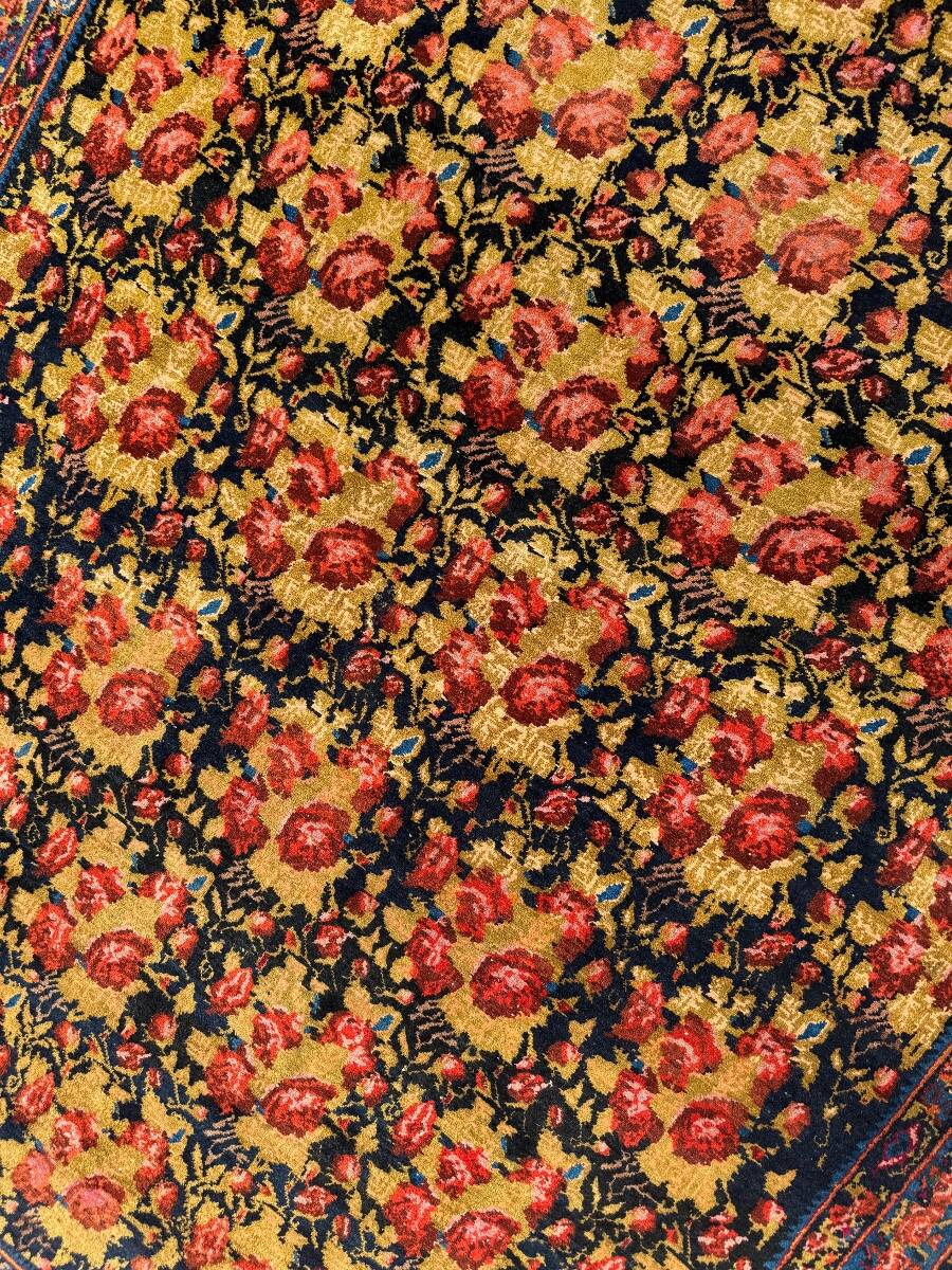 Old Persian Bidjar Gol-Farang carpet. 207x156 cm