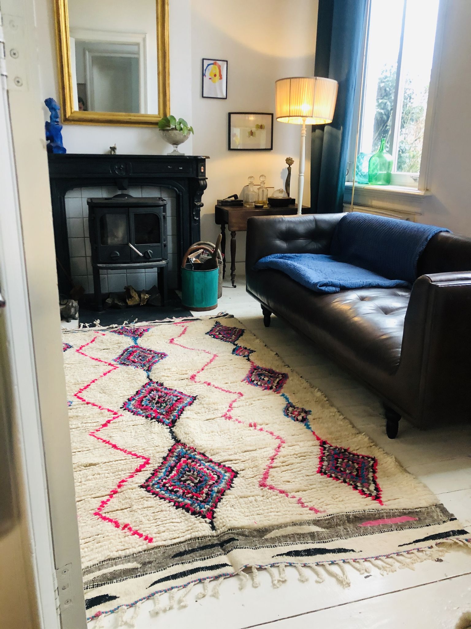 100% wool rug, handmade 225x150cm