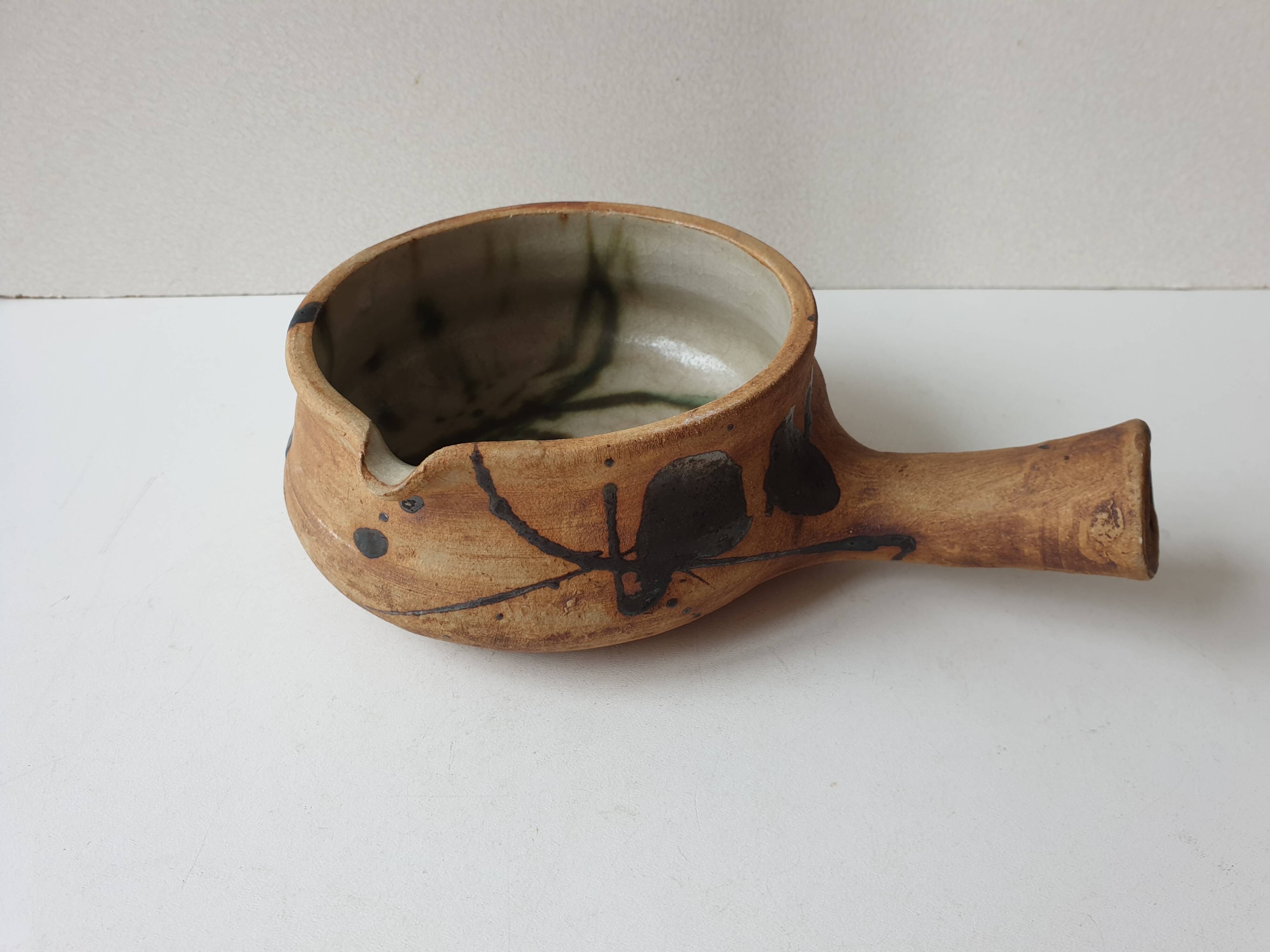 Ceramic fondue pot signed La colombe (Vallauris) 1970s