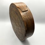 Boîte suédoise ancienne en bois courbé avec couvercle • Art populaire