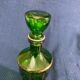 Bouteille en verre vert et dorure style Louis