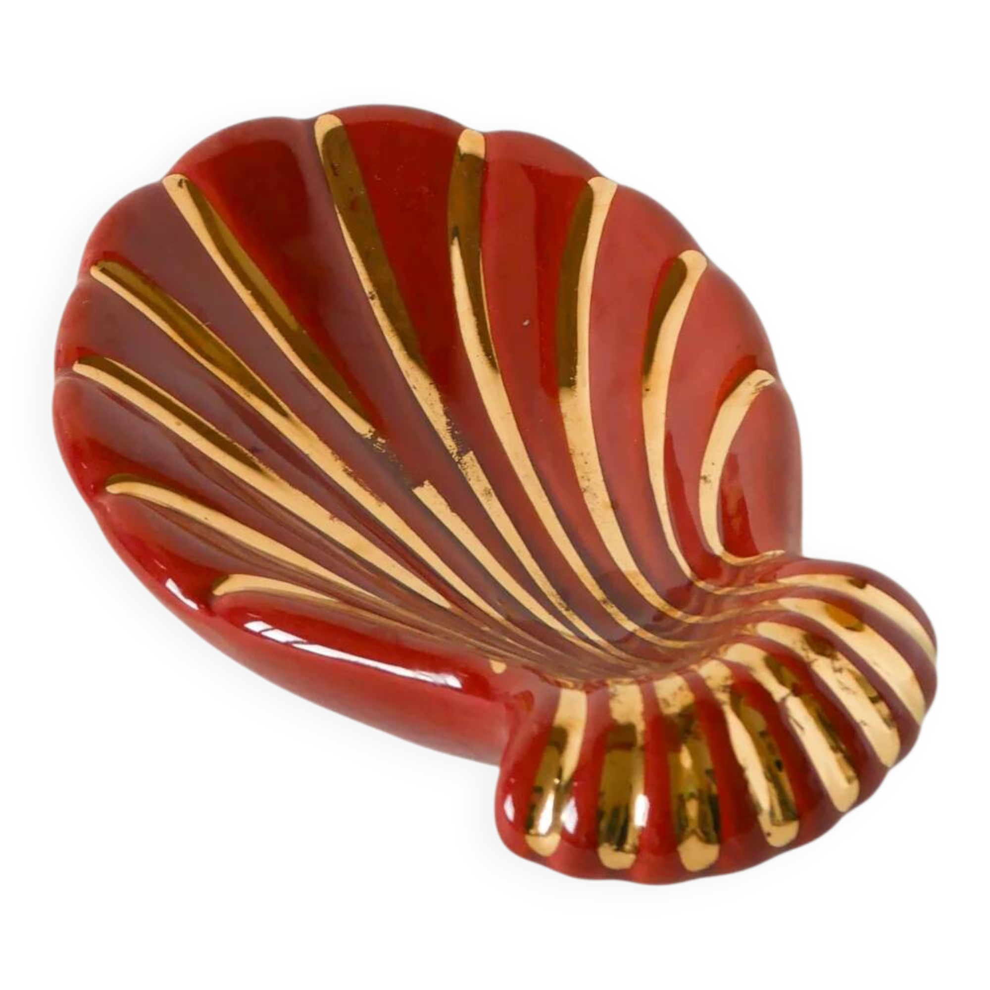 Shell-shaped ceramic catchall, Magdalithe, brick and gold, 1970.