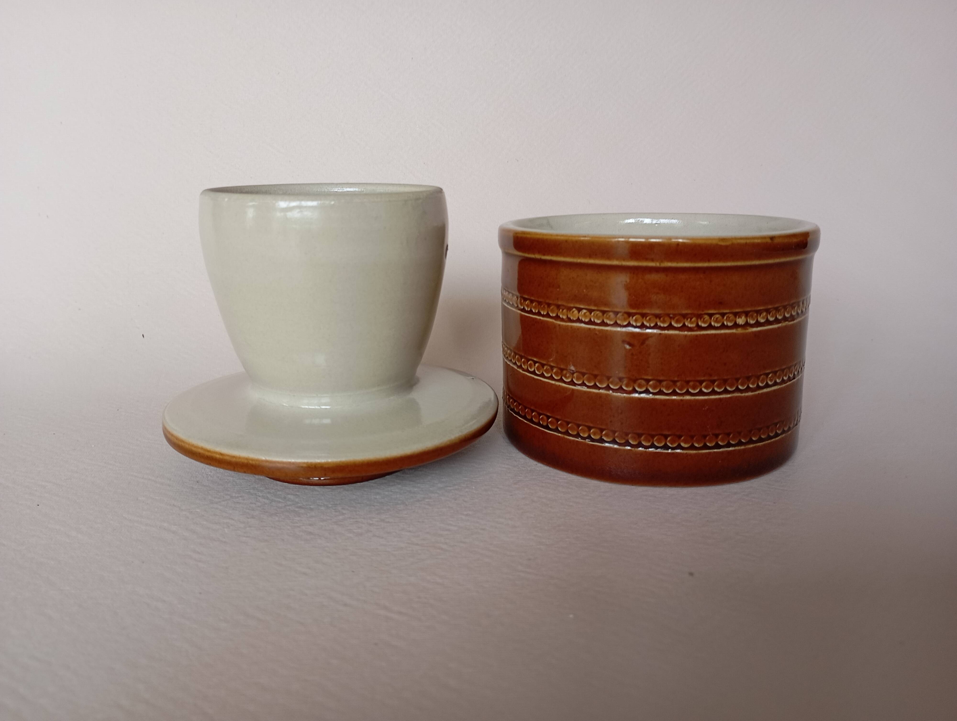 Berry sandstone water butter dish